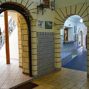 Ostello De Jeunes, Casablanca